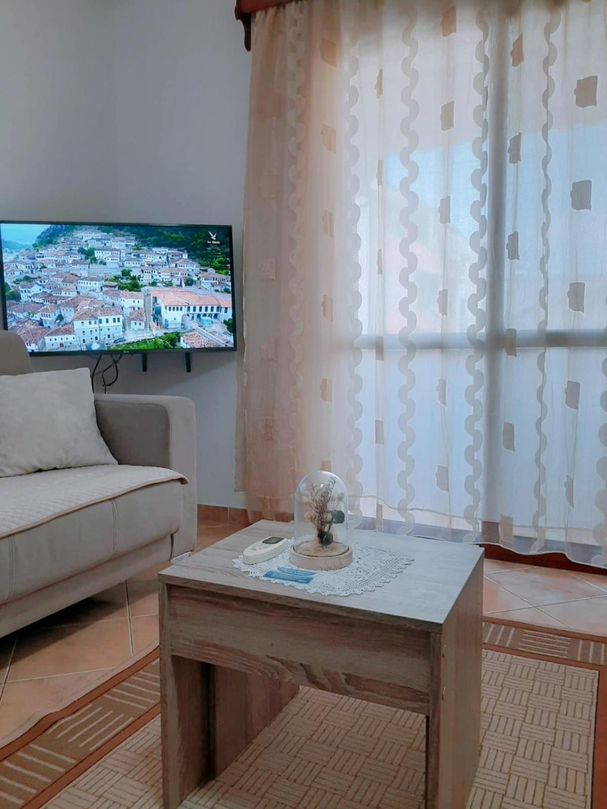 Vangert Apartment Berat Dış mekan fotoğraf
